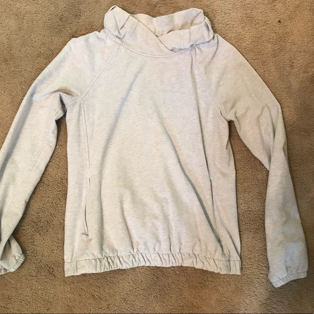 Lululemon gray sweatshirt
